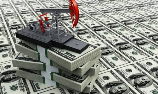 Правительство хочет «отжать» у нефтяников прибыль от девальвации рубля. Чем это грозит?