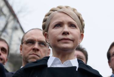 Тимошенко: власть на Украине находится в сговоре с олигархами, им никто не противостоит