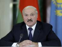 Лукашенко потребовал прекратить разговоры о развороте Белоруссии в сторону Запада
