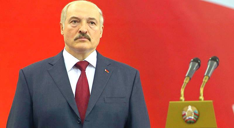 Батька в законе. Для чего Евросоюз приостановил санкции против Лукашенко
