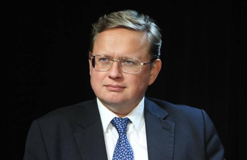 Делягин: Украина принудит Россию к воссоединению Делягин: Украина принудит Россию к воссоединению