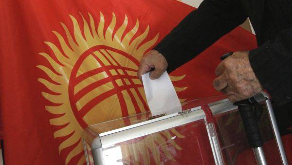 Выборы в Киргизии: президент и социал-демократы победили