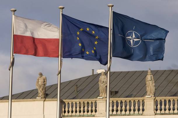 НАТО оседает в Польше