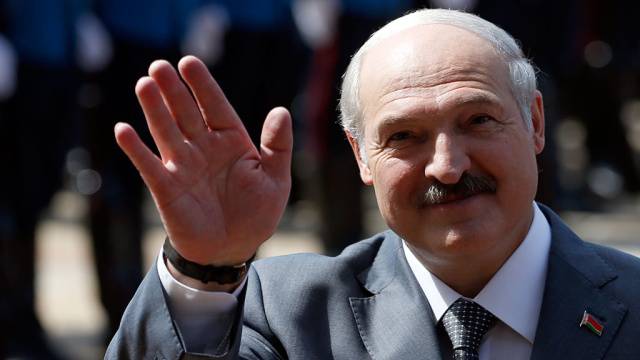 «Белорусские качели»: В чём состоит Хитрый план Лукашенко?