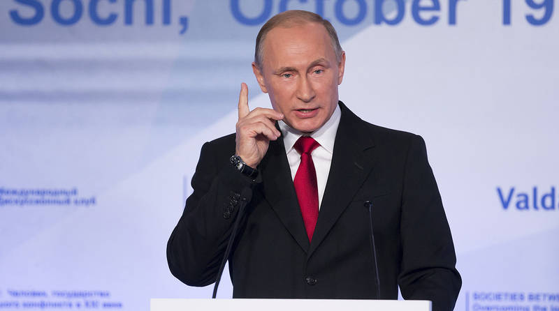10 самых ярких цитат Владимира Путина с форума «Валдай»