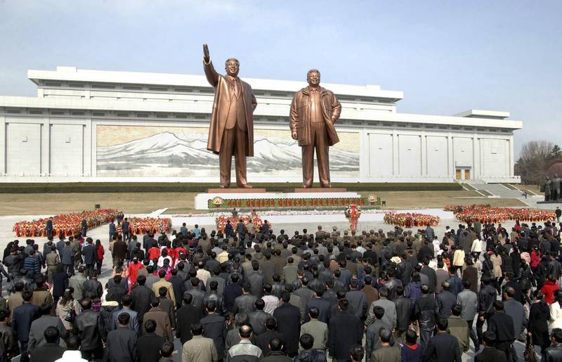 Северная Корея зарабатывает миллиарды на рабском труде