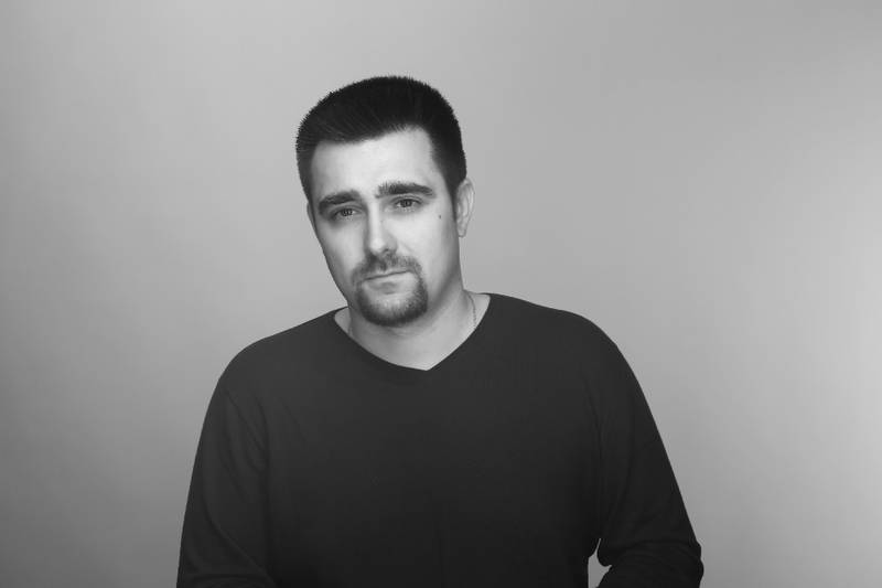 Платон Беседин: ИГИЛ – это шоу и миф стоимостью в миллиарды долларов и тысячи человеческих жизней Платон Беседин: ИГИЛ – это шоу и миф стоимостью в миллиарды долларов и тысячи человеческих жизней
