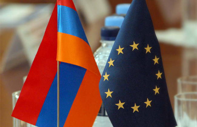 Евросоюз лезет в Армению через окно