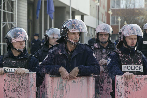 В Косово и Метохии снова беспорядки