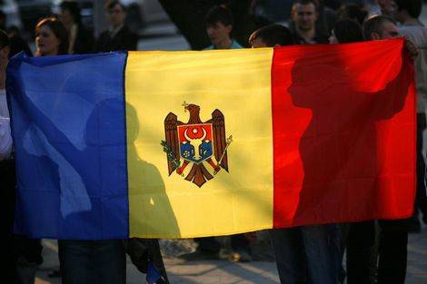 Кишинев: демонстранты потребовали объединения Молдавии и Румынии