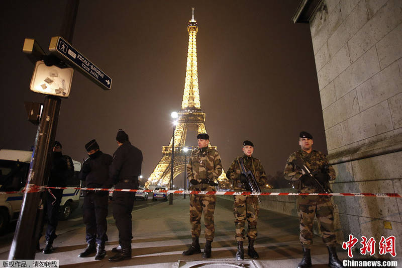Шарли Эбдо? Эбдо Шарли? Террористическая казнь Парижа