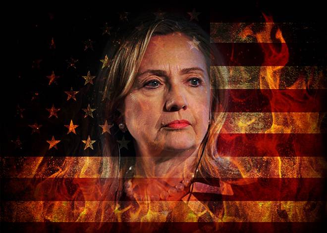 Старушка держится крепко: даже ИГИЛ не выбьет Клинтон из предвыборной гонки