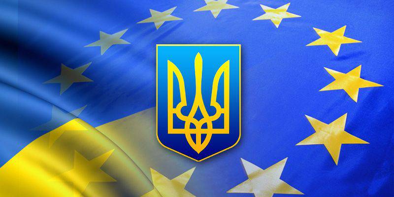 Тупые ведут слепых: Украина упадет с обрыва под гимн Евросоюза