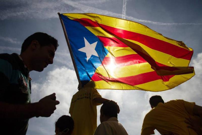 Парламент Каталонии начал процедуру признания независимости от Испании