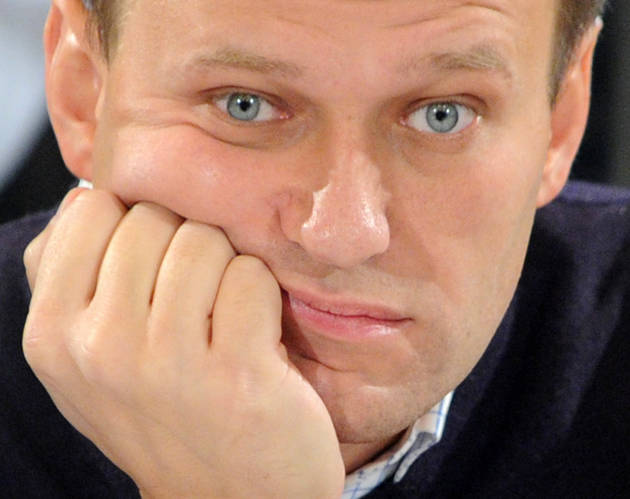 Сенатор от Подмосковья потребовал с Навального 10 млн рублей