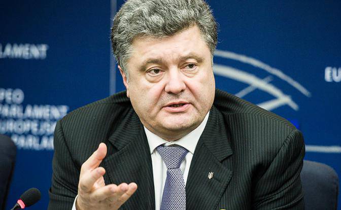 Порошенко покажет Крыму пример счастливой жизни