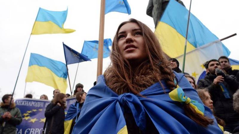 Украинская быдлодемократия в действии – электронные челобитные от холопов!