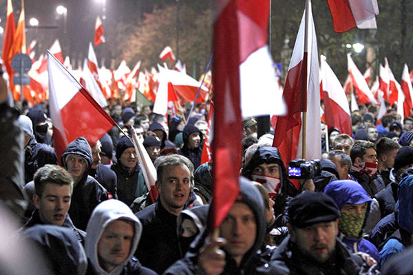 Польша народная в «братских бандеровцев» не верит