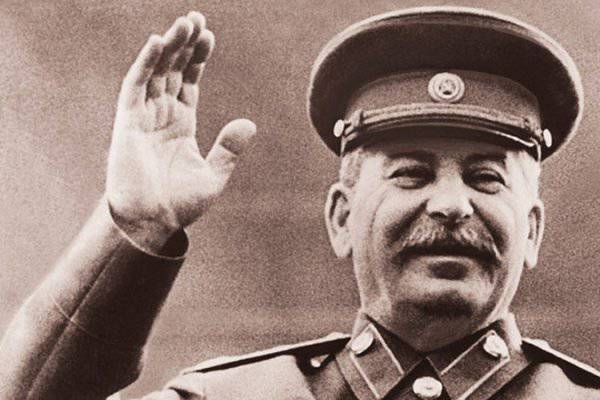 Хотели бы вы жить при Сталине?