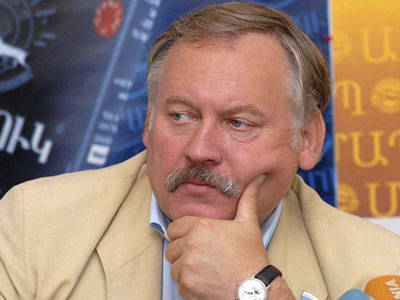 Константин Затулин: Януковичу нет места в политике Константин Затулин: Януковичу нет места в политике