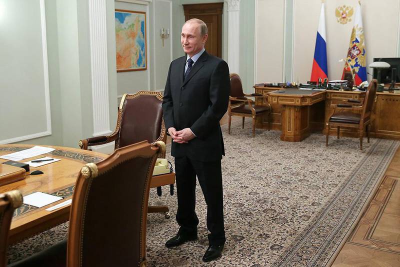 Владимир Путин потребовал сохранить Библиотеку украинской литературы