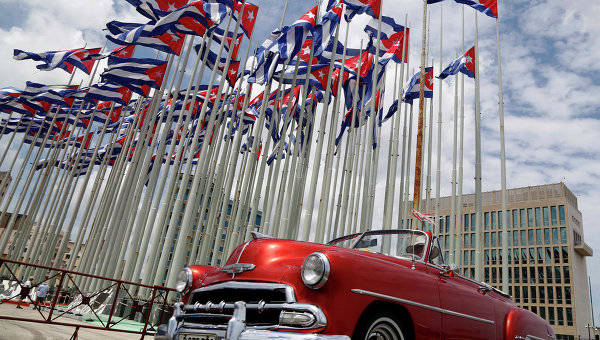 Куба готова принять Обаму при условии невмешательства в дела страны
