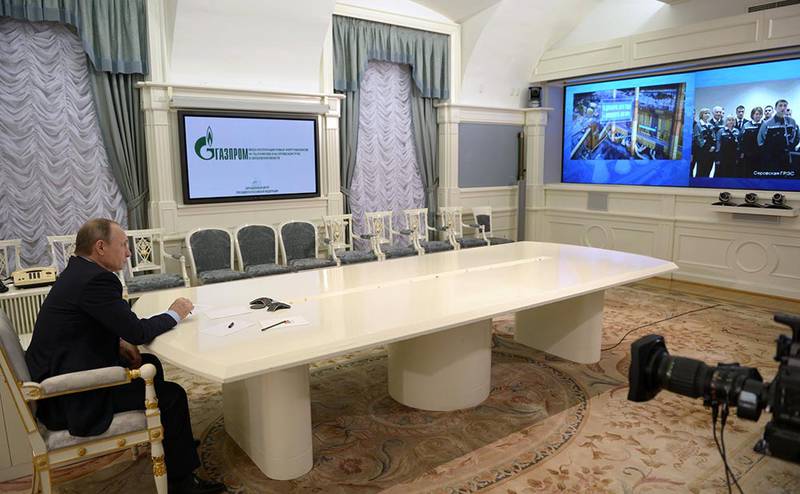 Путин подключил к единой энергосистеме РФ два новых энергоблока