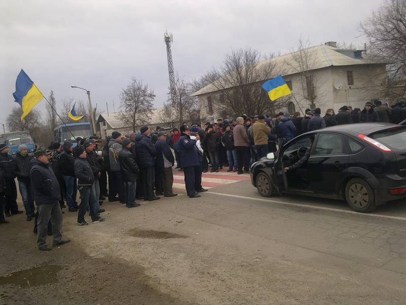 На Украине бастуют аграрии: заблокированы трассы в нескольких областях Украины