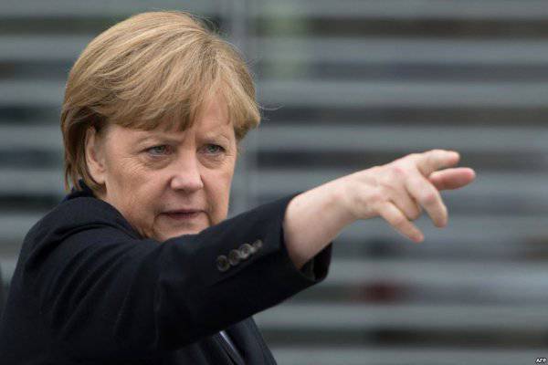 Меркель сорвалась на крик в адрес помощника Путина