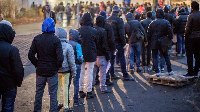Норвегия напугана: у беженцев в телефонах видеозаписи казней