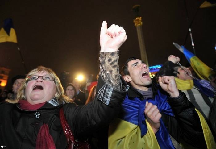 Украинские патриоты огрызаются, но не сдаются!