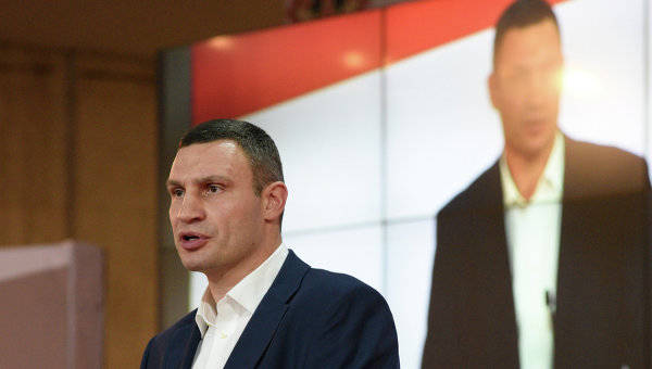СМИ рассказали о корпоративе Кличко "для журналистов" и "для коллег"
