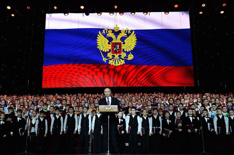 Владимир Путин посетил концерт Детского хора России