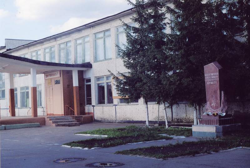 На Киевщине львовский отморозок устроил стрельбу по детям на территории школы