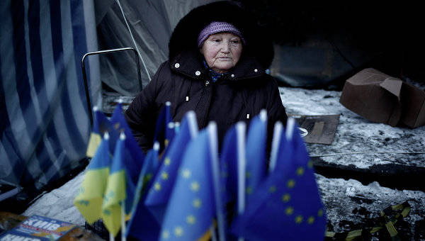 Евросоюз открывает двери для украинцев, но только не для тех, кто едет на заработки