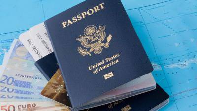 Евросоюз пригрозил ввести въездные визы для граждан США