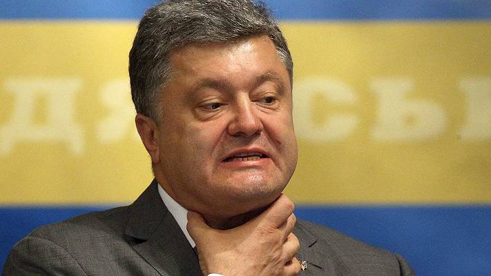 Порошенко избавится от своей свиты