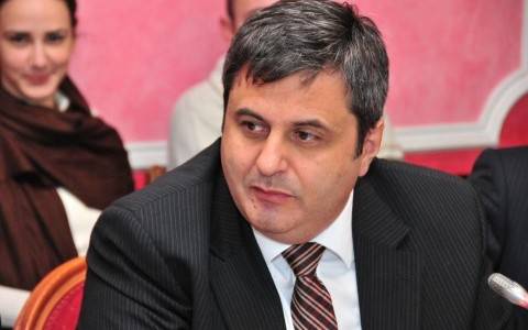 Славен Радунович: В Черногории через неделю будут возобновлены антиправительственные акции Славен Радунович: В Черногории через неделю будут возобновлены антиправительственные акции