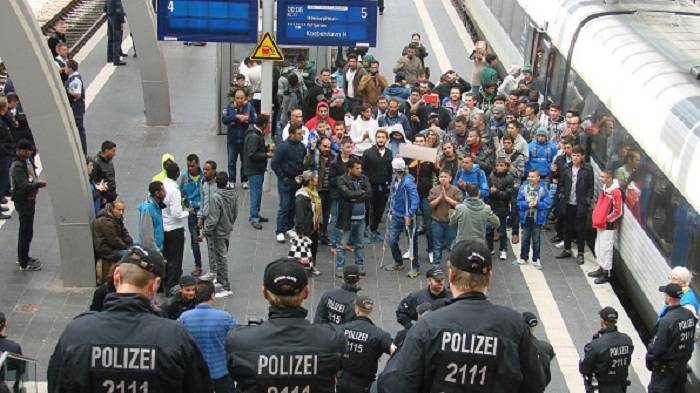 СМИ сообщили о нападении мигрантов на женщин в Австрии и Швейцарии