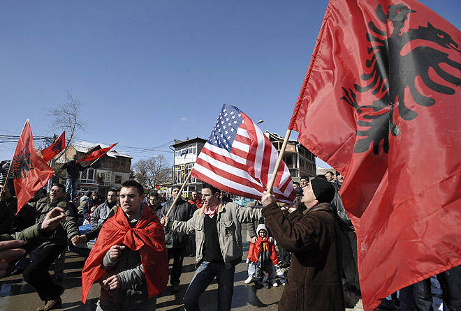 Оппозиционные силы Косово готовятся 17 февраля свергнуть власть