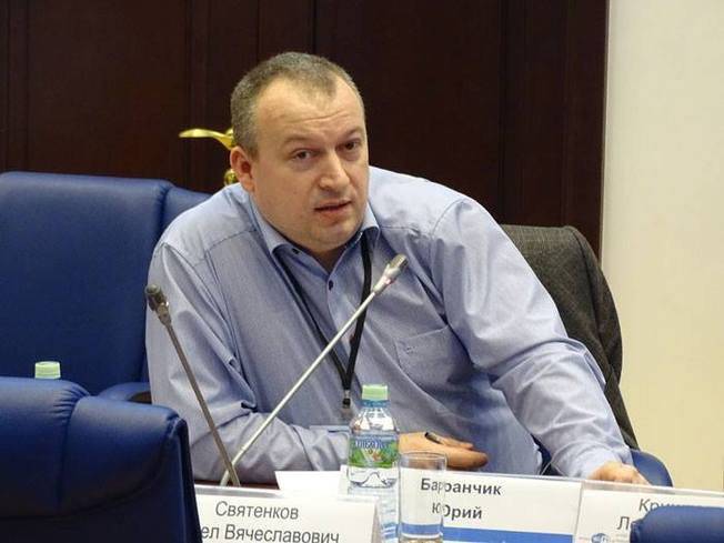 Баранчик: На белорусском языке говорят только незамужние студентки педагогического университета и часть национальной элиты Баранчик: На белорусском языке говорят только незамужние студентки педагогического университета и часть национальной элиты