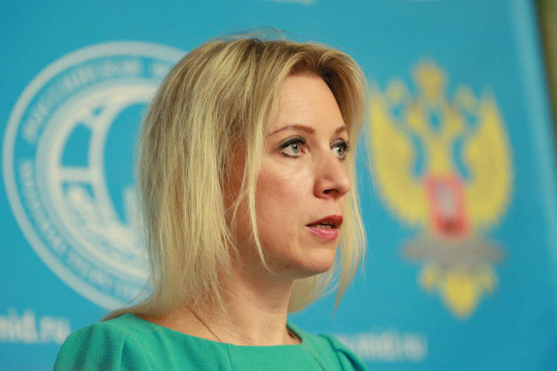 Захарова опровергла сообщения о диалоге РФ и ЕС по отмене санкций