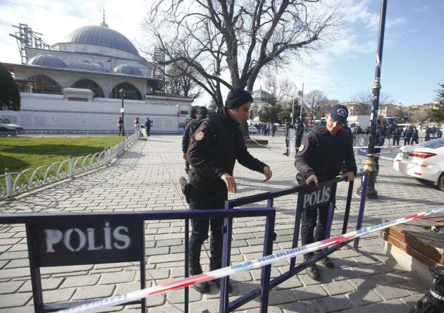 Теракт в Стамбуле: кровавое начало трудного года