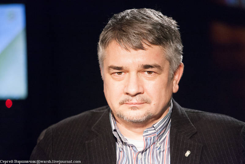 Ищенко: Порошенко не изобрел конфету, он ее украл Ищенко: Порошенко не изобрел конфету, он ее украл