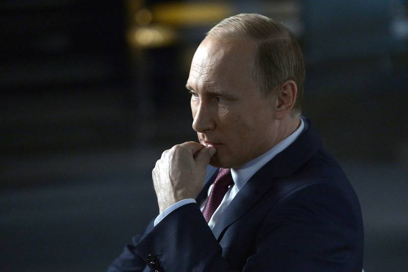 Stratfor: Сможет ли Путин устоять меж двух огней?