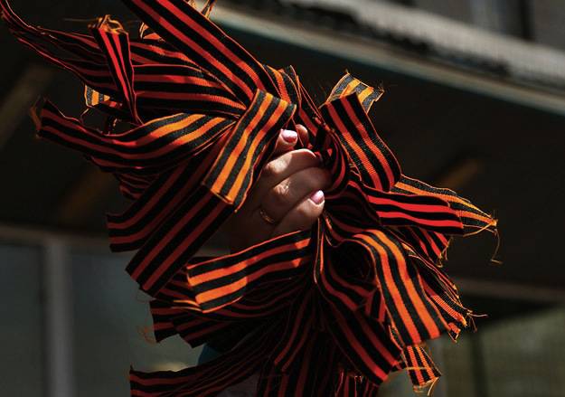 Политкапитал на русофобии: в Литве георгиевская лента — символ нацизма Политкапитал на русофобии: в Литве георгиевская лента — символ нацизма