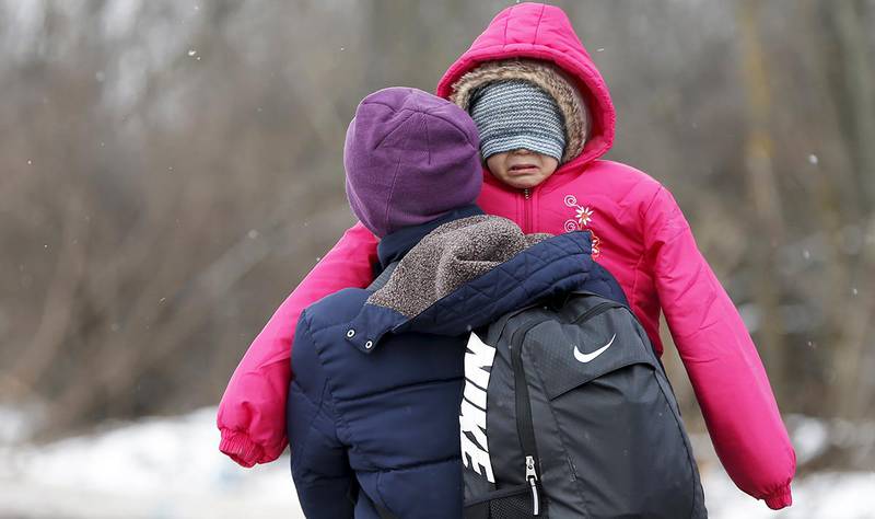 Дети сирийских беженцев могут умереть от холода на пути в Европу