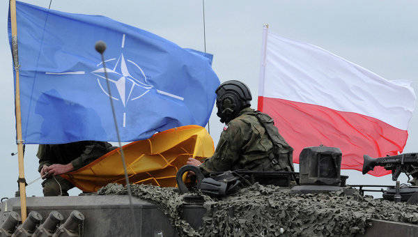 Польша ждет, что НАТО окончательно определится в отношениях с Россией
