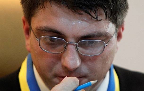 Порошенко уволил судью, приговорившего Тимошенко Порошенко уволил судью, приговорившего Тимошенко