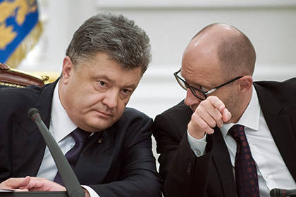 Яценюк обвинил во всем Порошенко